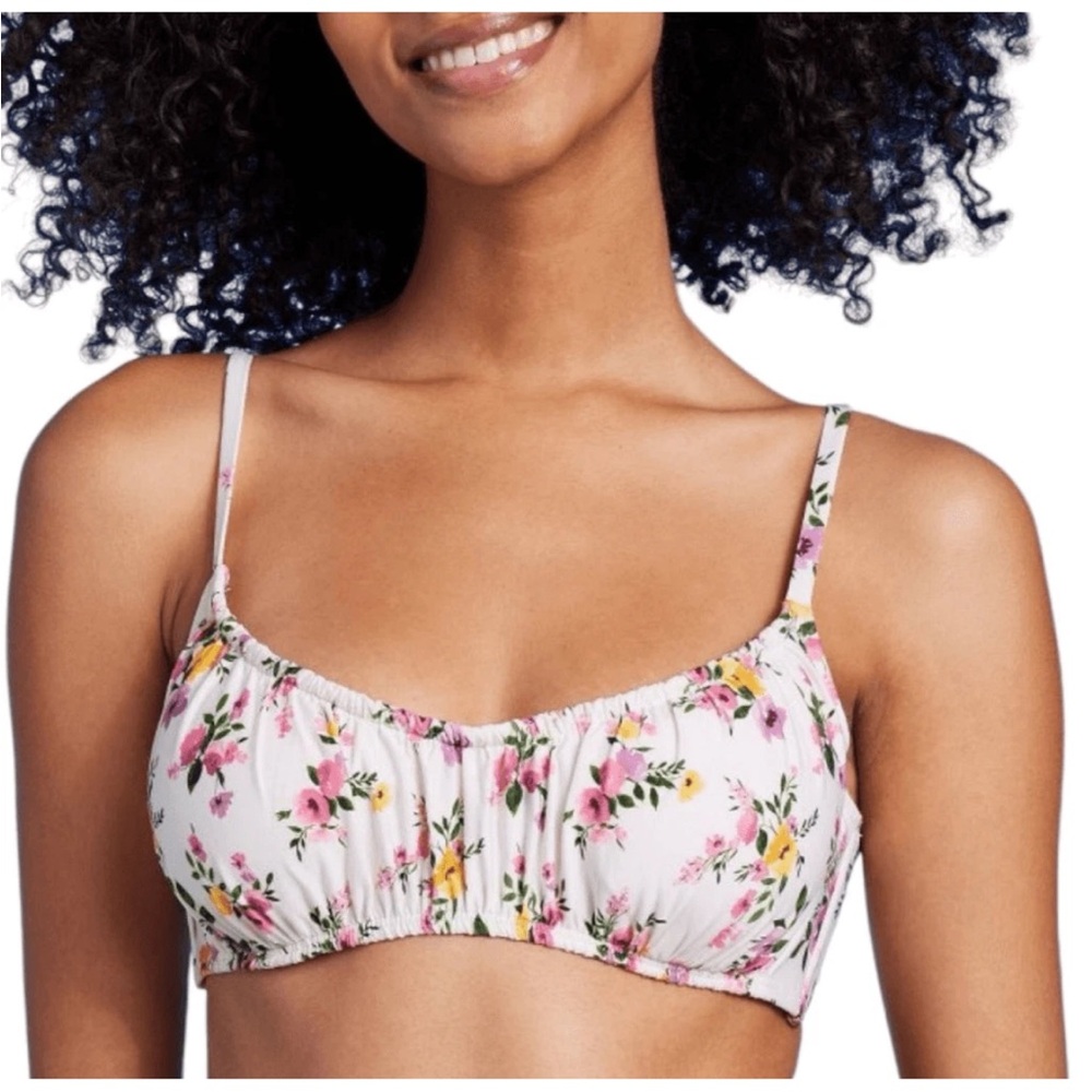 NWT Ditzy Floral Print Women's Bikini Top by Shade & Shore🌴